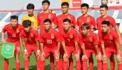 U17亚洲杯：中国U-16男足2-0战胜巴林U-16男足、青岛倍力足球俱乐部怎么样、足球场上放弃防守瞬间、