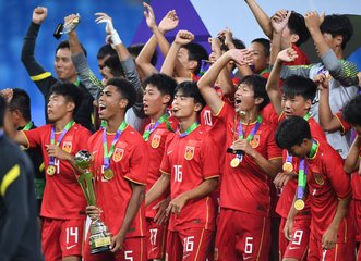 U17亚洲杯国少两球轻取巴林 给国足大哥们打样儿！、cba新疆对广东腾讯体育直播视频最新、西甲直播免费观看在那个体育台播、