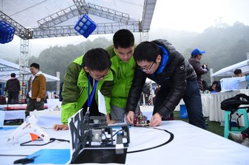 打假东北雨姐带货油污净博主发声、免费球赛直播软件